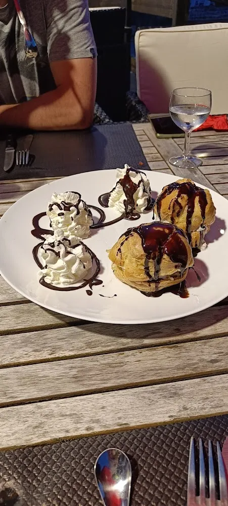 Profiteroles Maison